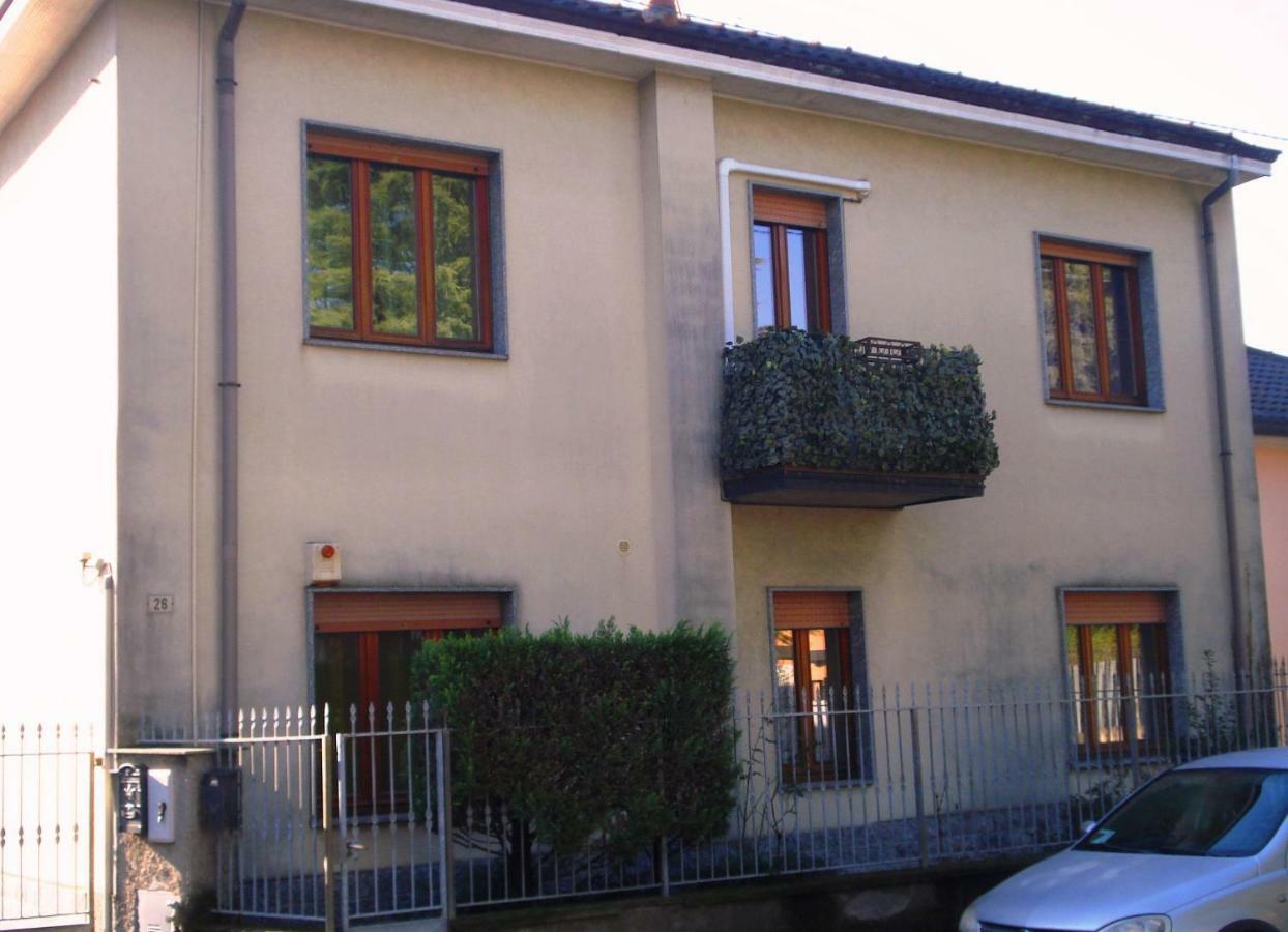 הוילה Pogliano Milanese Vale & Isa House מראה חיצוני תמונה